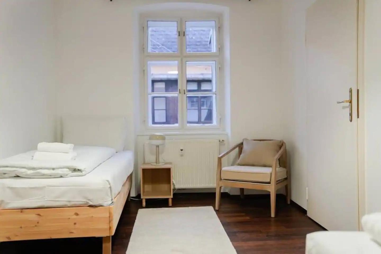 Authentic Austrian Flat In The South Of Vienna Διαμέρισμα Modling Εξωτερικό φωτογραφία
