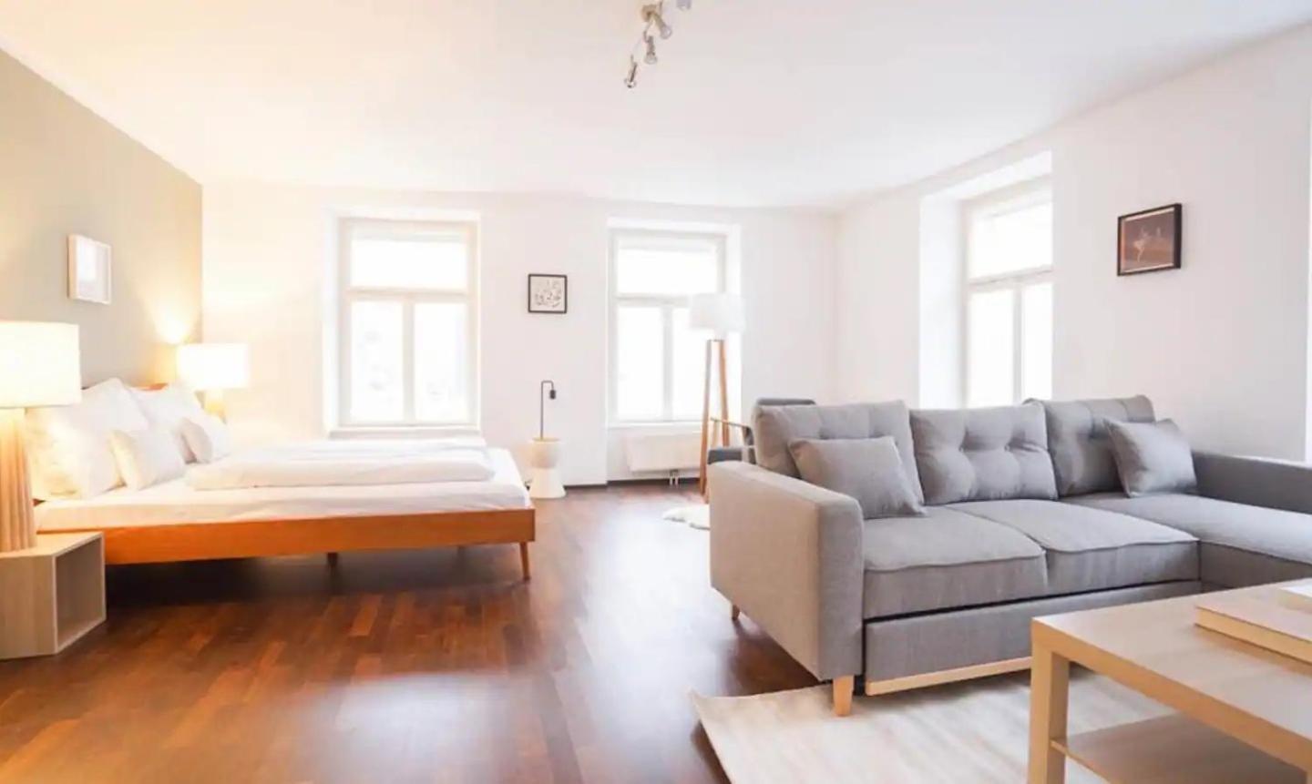 Authentic Austrian Flat In The South Of Vienna Διαμέρισμα Modling Εξωτερικό φωτογραφία