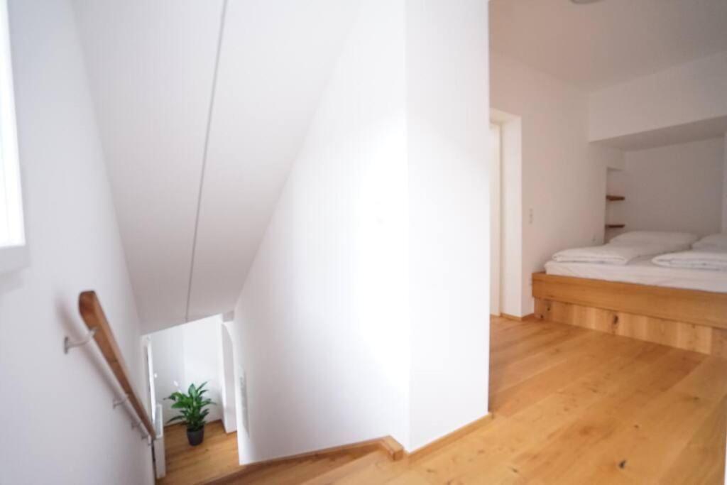 Authentic Austrian Flat In The South Of Vienna Διαμέρισμα Modling Εξωτερικό φωτογραφία